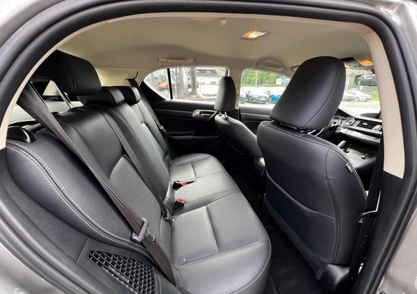 Lexus CT cena 63000 przebieg: 78360, rok produkcji 2019 z Tyszowce małe 277